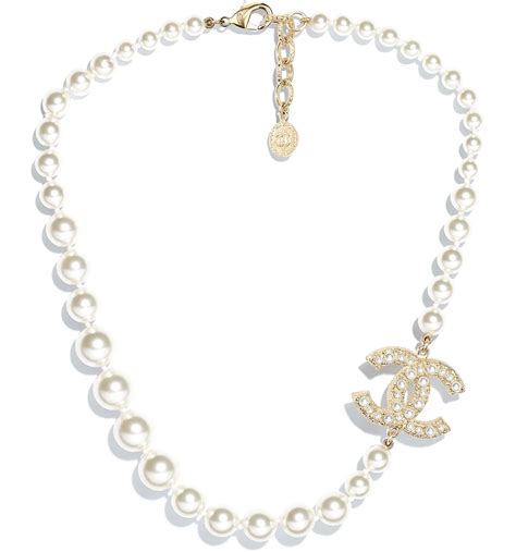 chanel glass pearls cc necklace gold/pearly white|Chanel pearl necklace price.